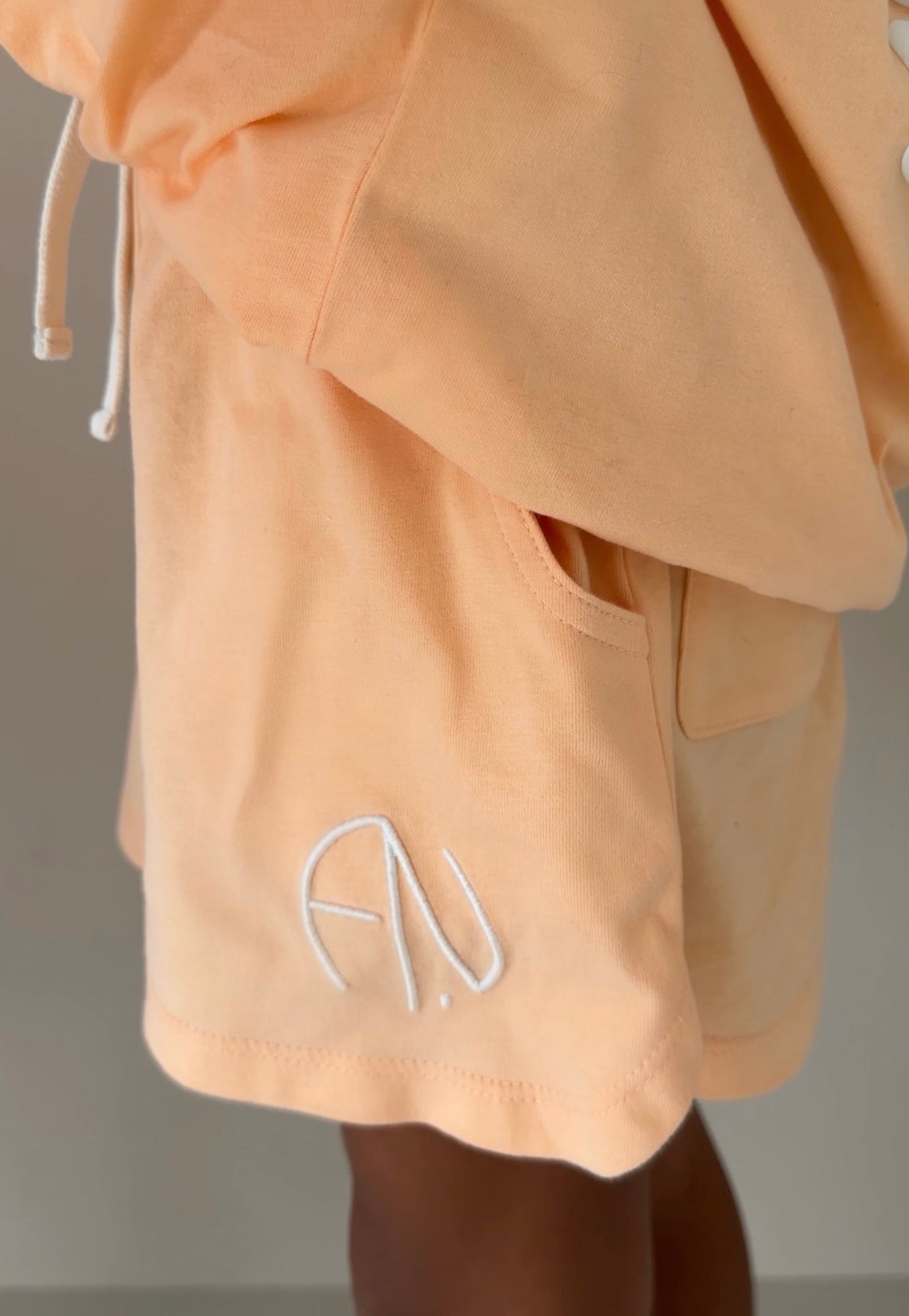 Shorts Split Apricot